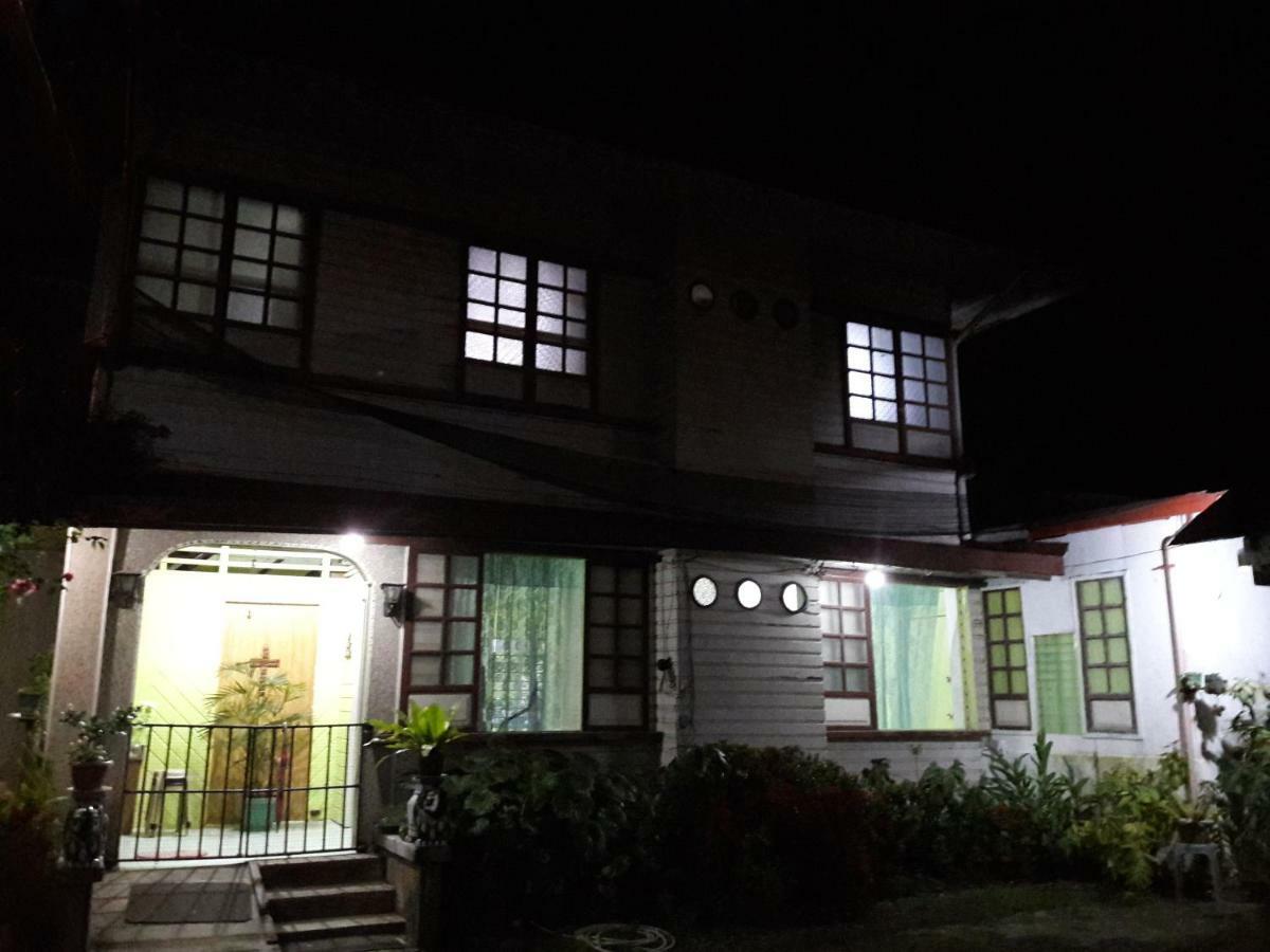 Green Bamboo Transient House อีโลอีโลซิตี้ ภายนอก รูปภาพ